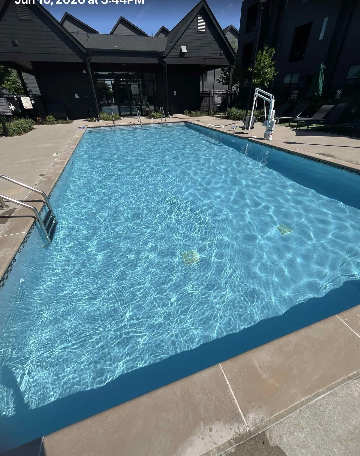Weekly pool cleaning service Nashville TN